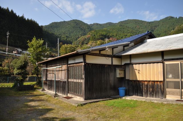有田川町三田の災害復興公営住宅(1953)